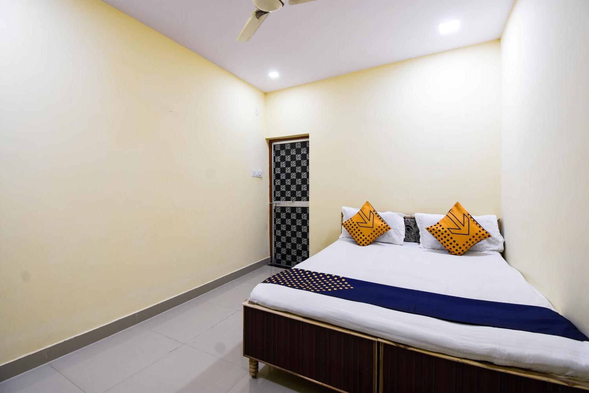 Hotel O Gaurav Guest House Нагпур Екстериор снимка