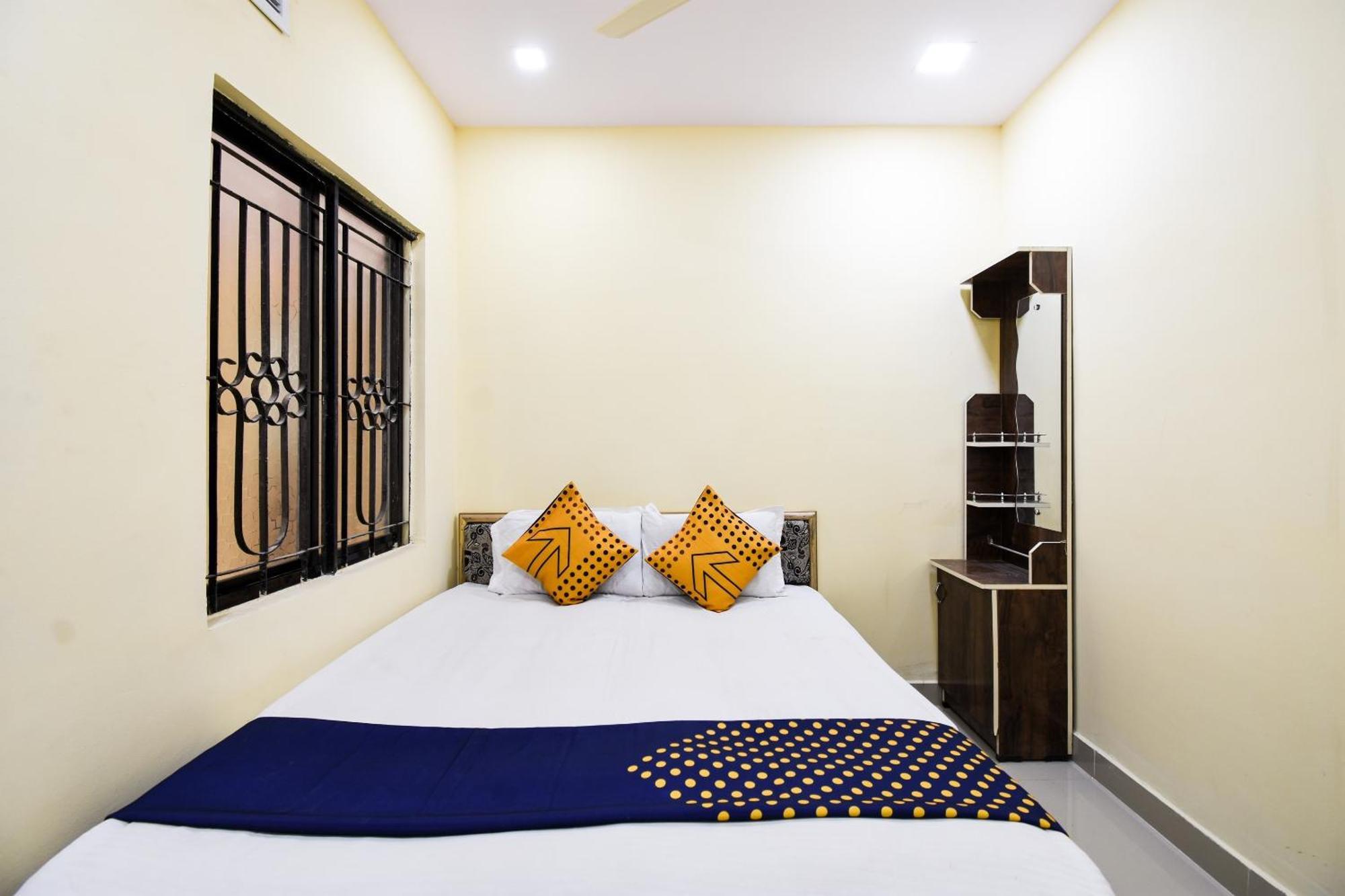 Hotel O Gaurav Guest House Нагпур Екстериор снимка