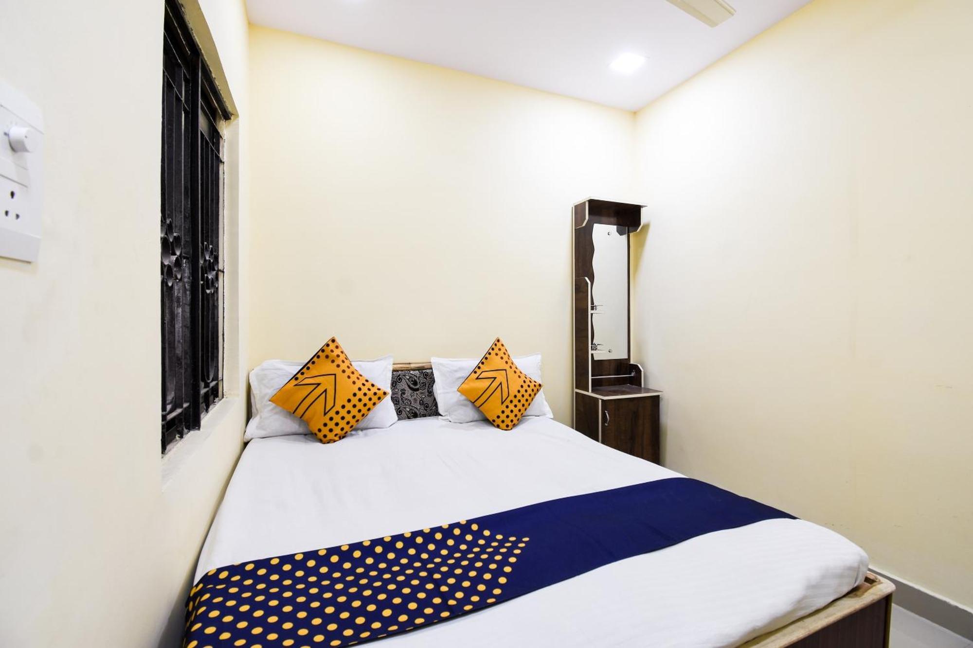 Hotel O Gaurav Guest House Нагпур Екстериор снимка