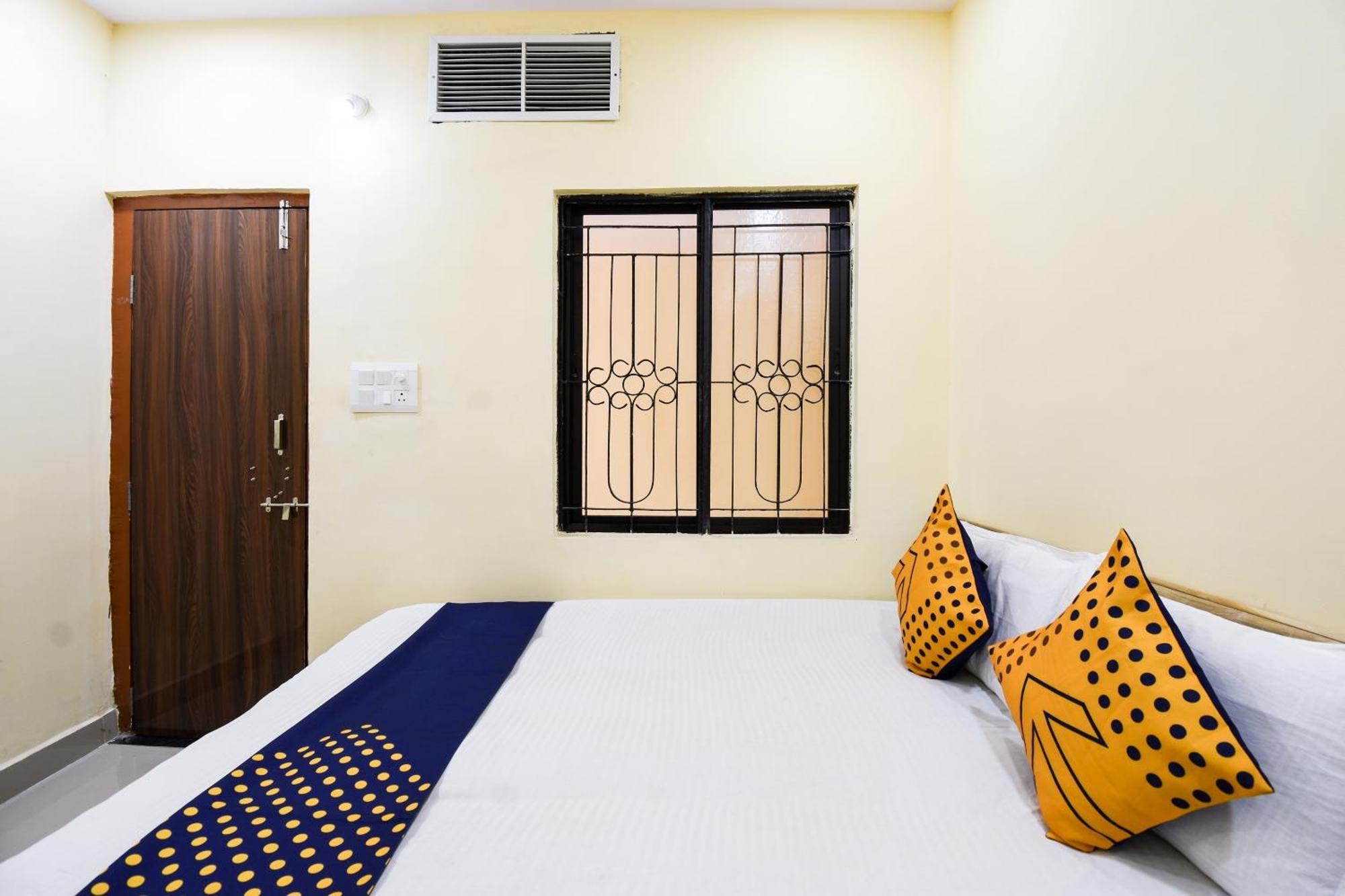 Hotel O Gaurav Guest House Нагпур Екстериор снимка