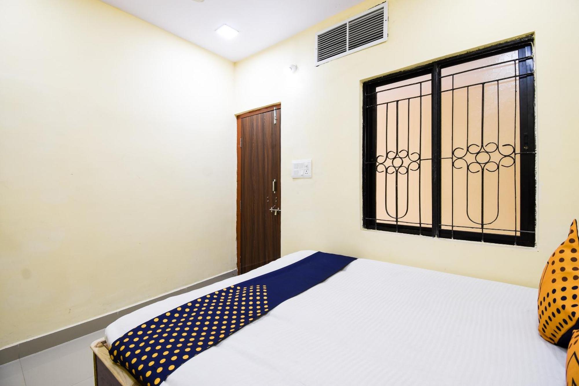Hotel O Gaurav Guest House Нагпур Екстериор снимка