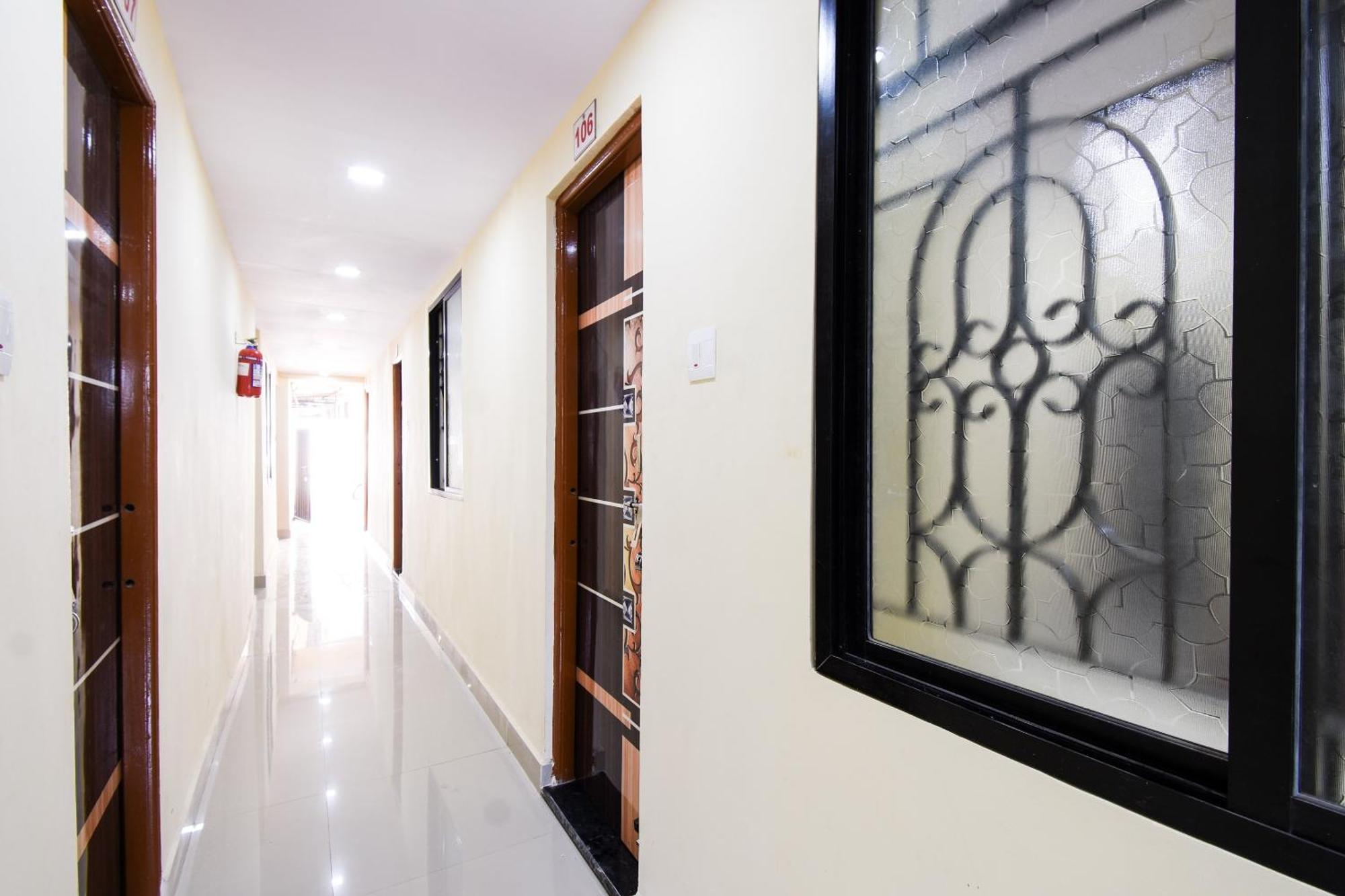 Hotel O Gaurav Guest House Нагпур Екстериор снимка