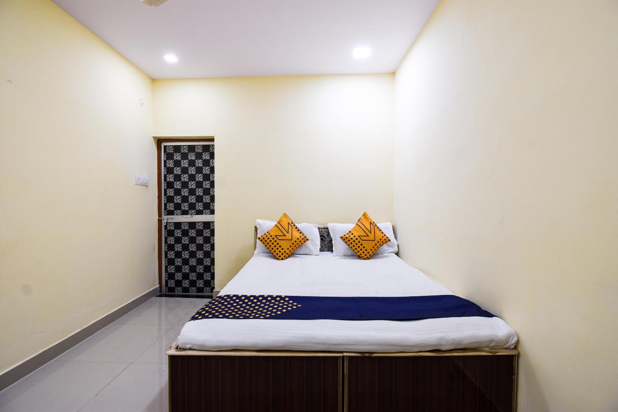 Hotel O Gaurav Guest House Нагпур Екстериор снимка